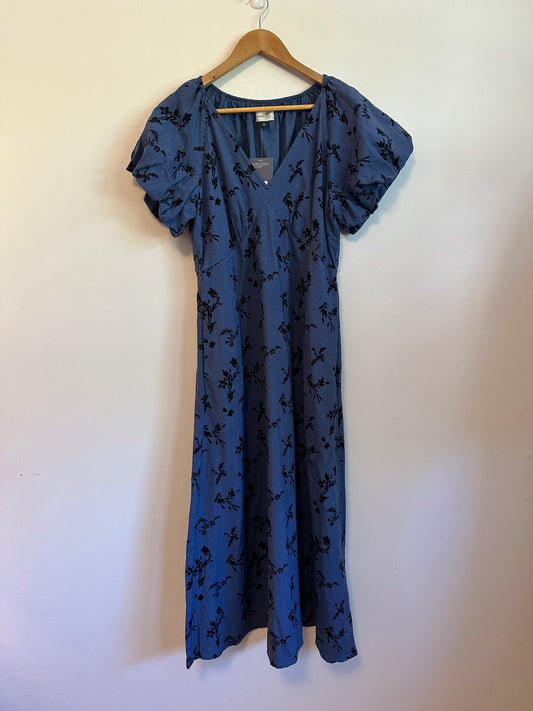 NWT Universal Thread Blue Floral Puff Sleeve V-Neck Dress | Size Medium