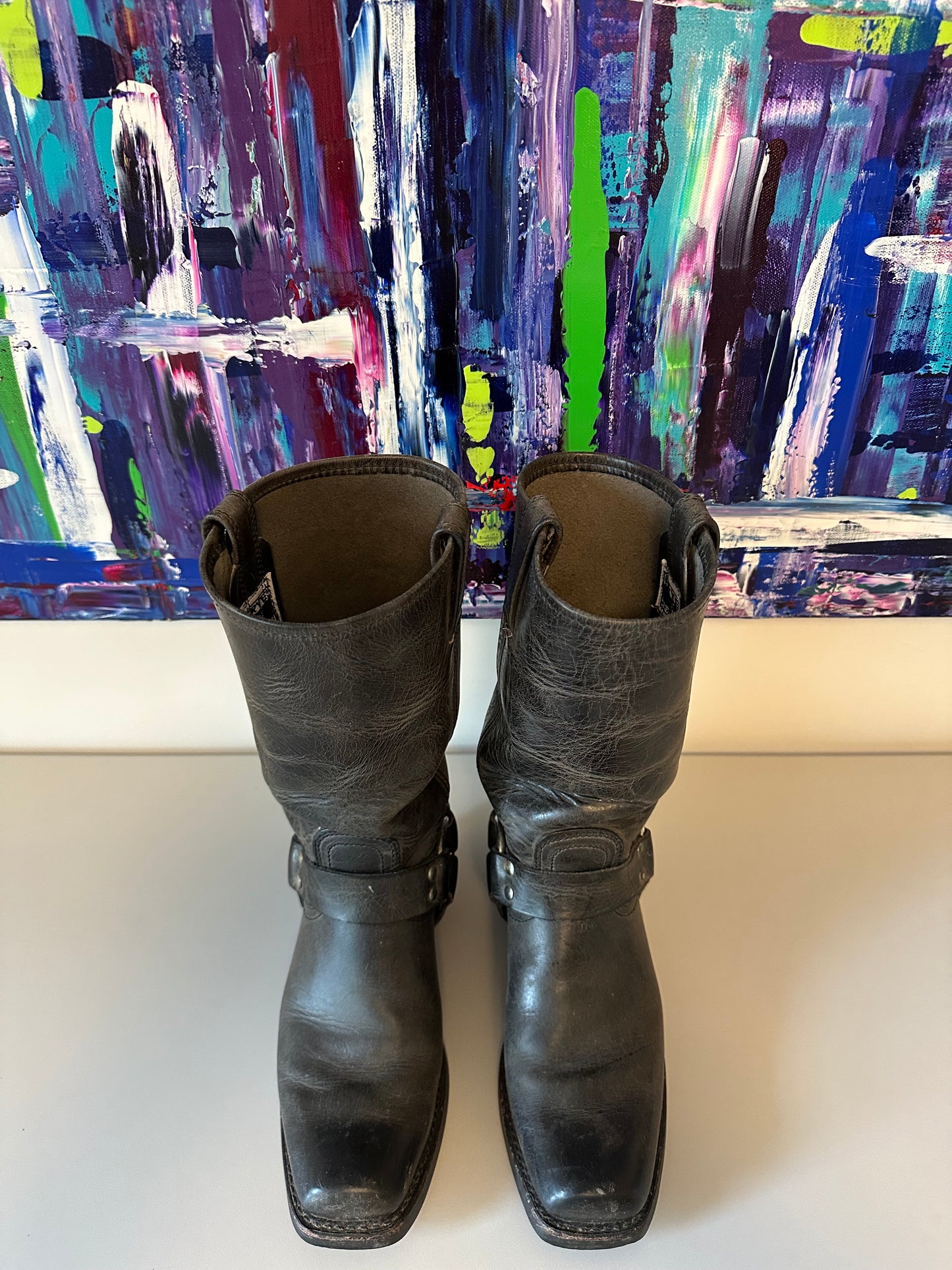 Frye 12R Harness Leather Boots in Distressed Oiled Brown | Size 7.5
