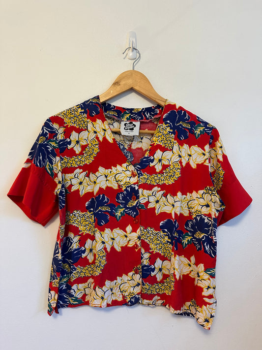 Hilo Hattie Red Floral Tropical Hibiscus Button Up Shirt - Made in Hawaii | Size Small
