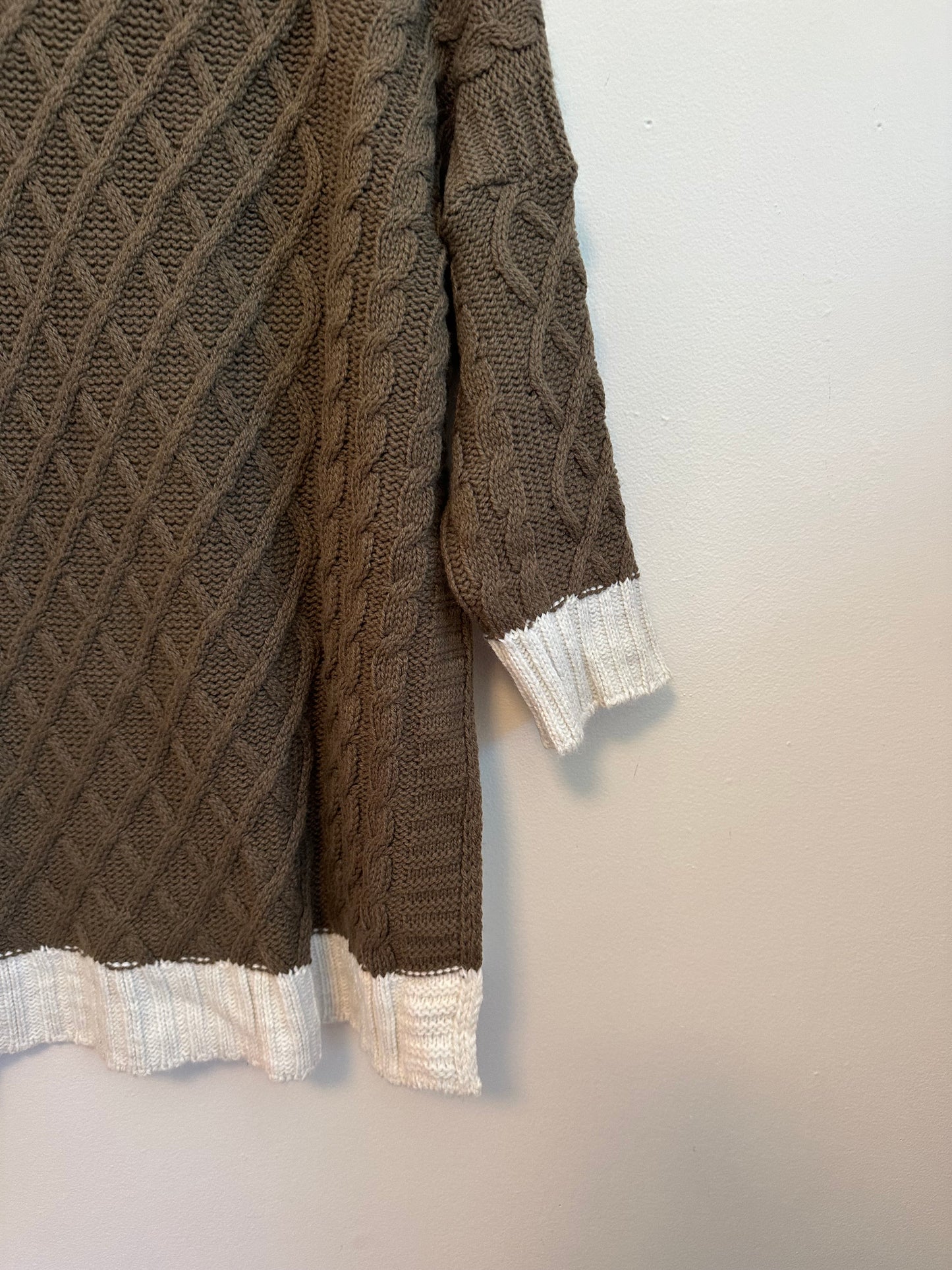 Mersea The Lisbon Traveler Sweater in Olive/Seasalt | One Size