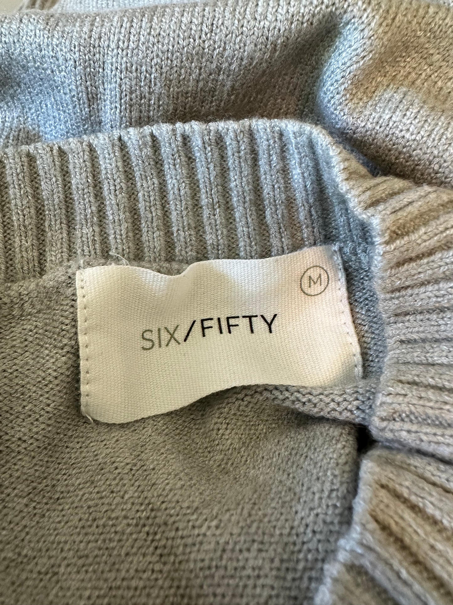 Six Fifty Star Sleeve Sweater in Gray and Yellow | Size Medium