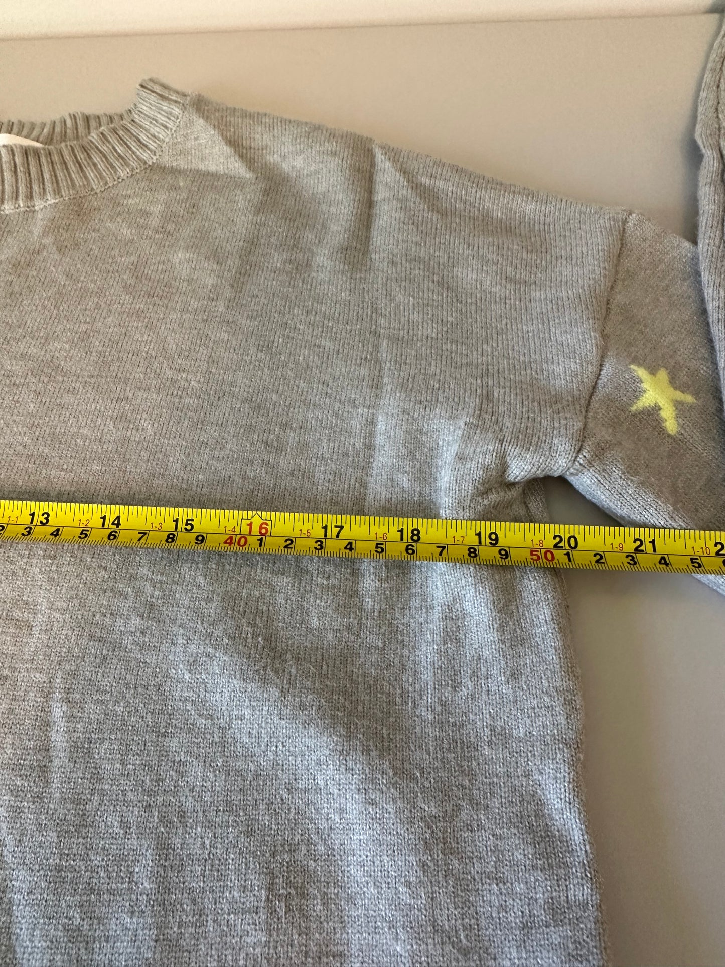 Six Fifty Star Sleeve Sweater in Gray and Yellow | Size Medium