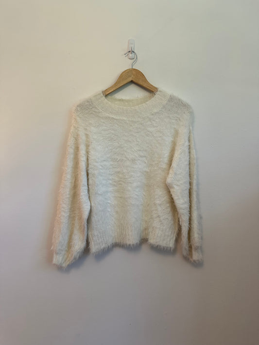 Elan Cream Fuzzy Crewneck Sweater | Size Small