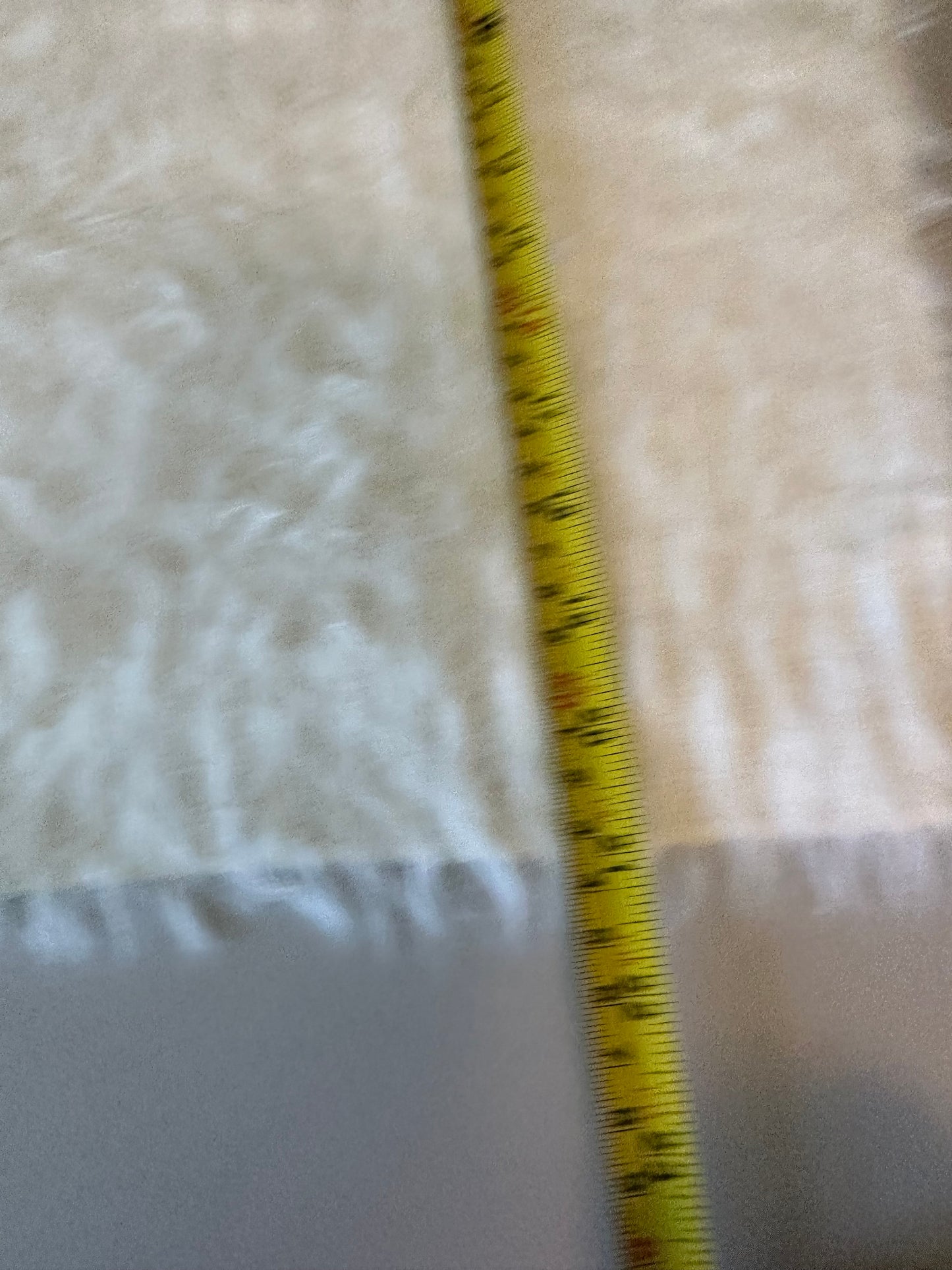 Elan Cream Fuzzy Crewneck Sweater | Size Small