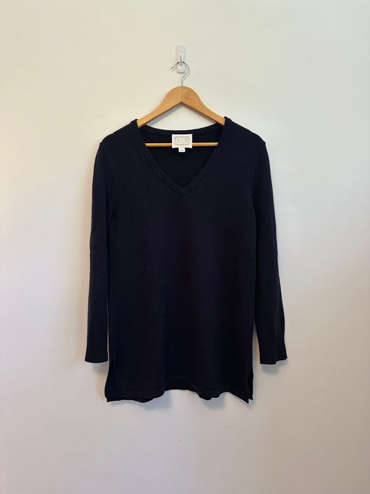 Sail to Sable Wool and Cotton Navy Blue V-Neck Tunic Sweater | Size Medium