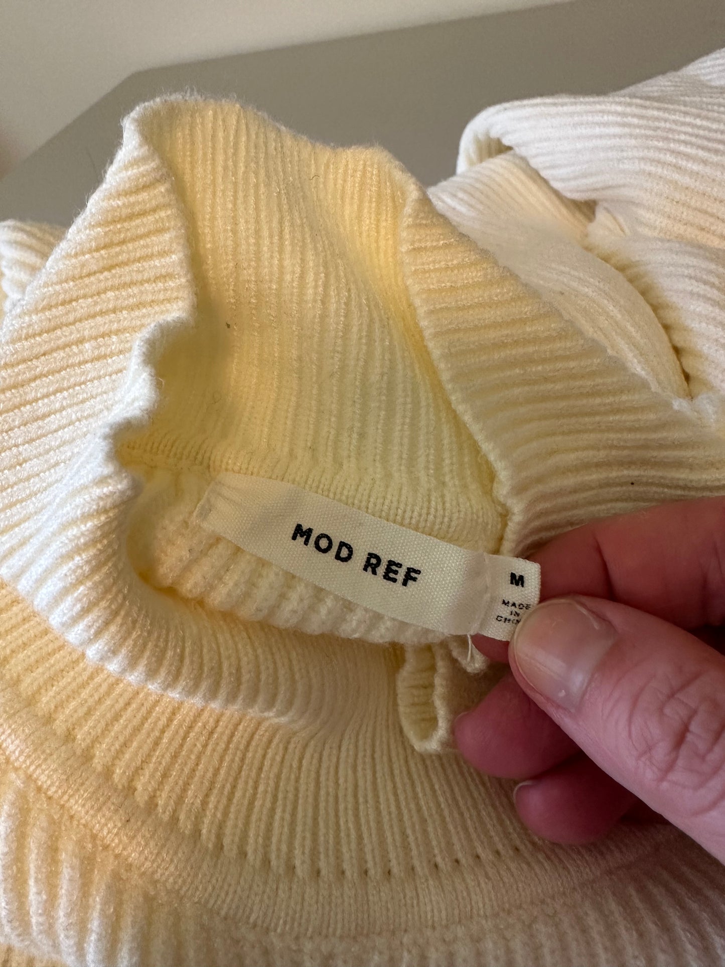 Mod Ref Cream Ribbed Mock Neck Oversized Sweater | Size Medium