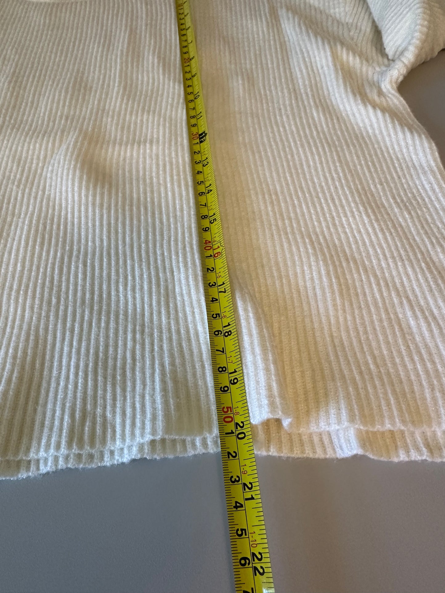 Mod Ref Cream Ribbed Mock Neck Oversized Sweater | Size Medium