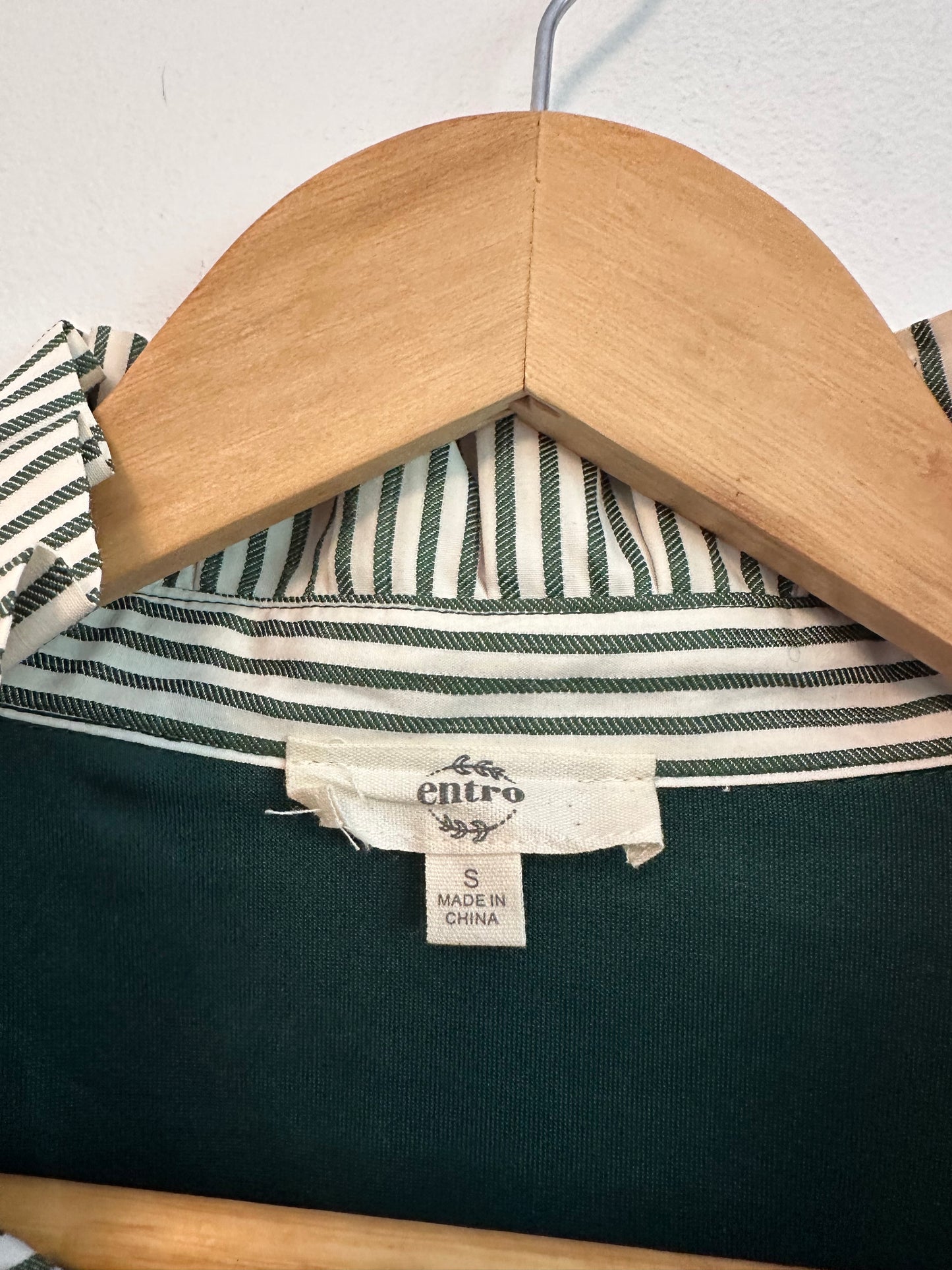 Entro Puff Sleeve Polo Shirt in Green with Striped Collar | Size Small