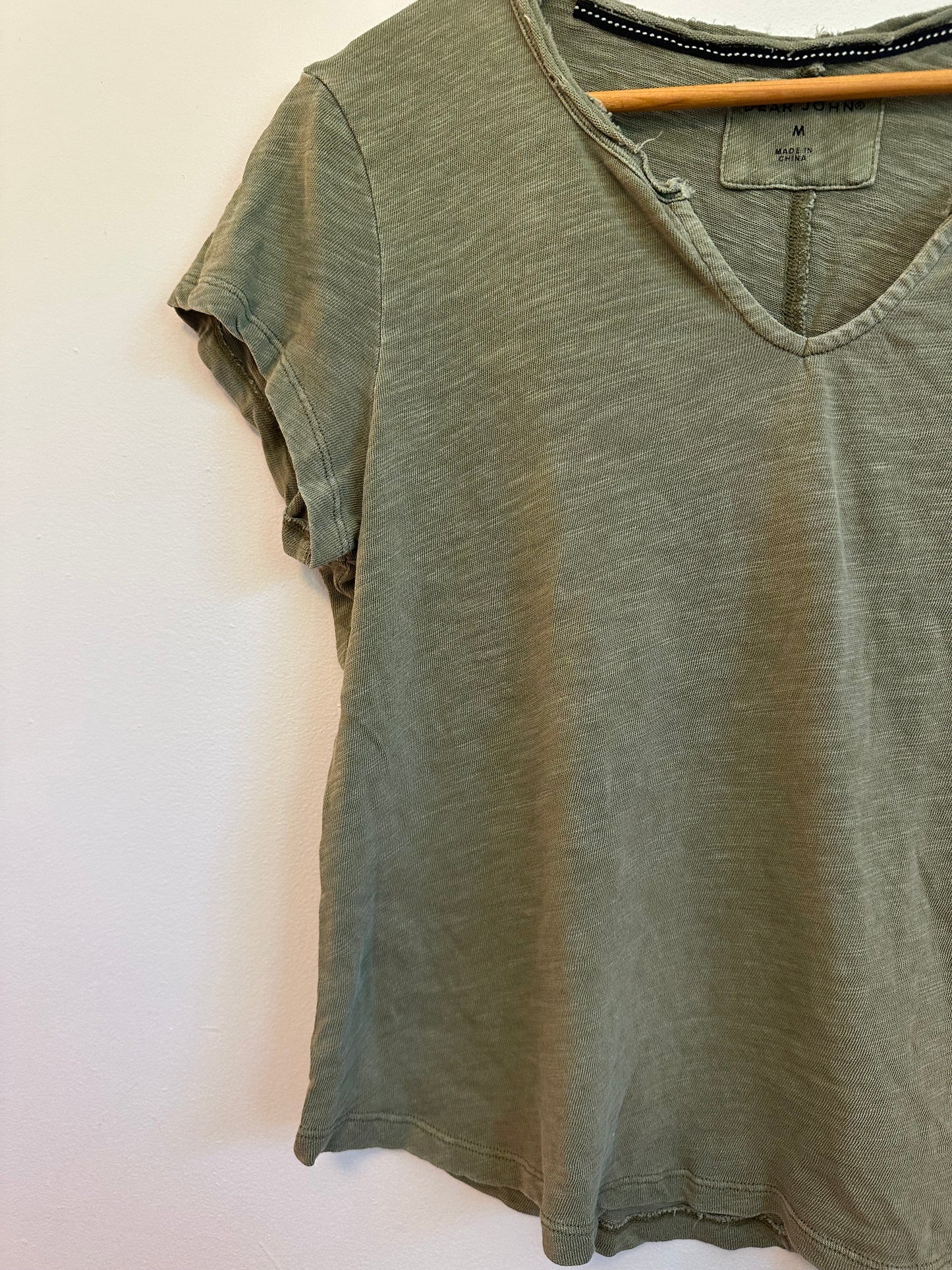 Dear John Anaya Notch Neck Slub Short Sleeve T-Shirt in Olive Green | Size Small