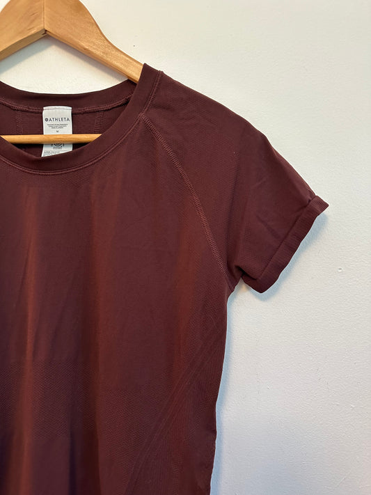 Athleta Momentum Short Sleeve Seamless Athletic Top in Burgundy | Size Medium