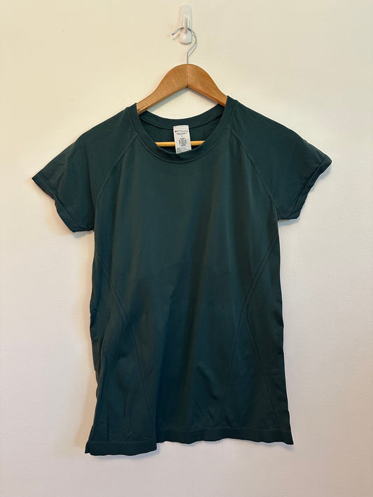Athleta Momentum Seamless Short Sleeve Tee in Forest Green | Size Medium