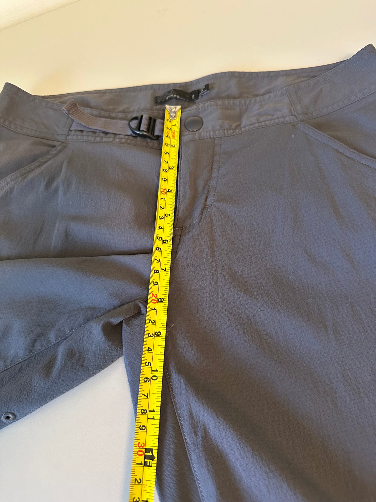 Prana Halle Capri Hiking Pants in Charcoal Gray | Size 8