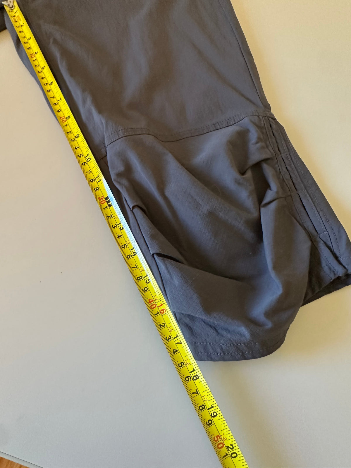 Prana Halle Capri Hiking Pants in Charcoal Gray | Size 8