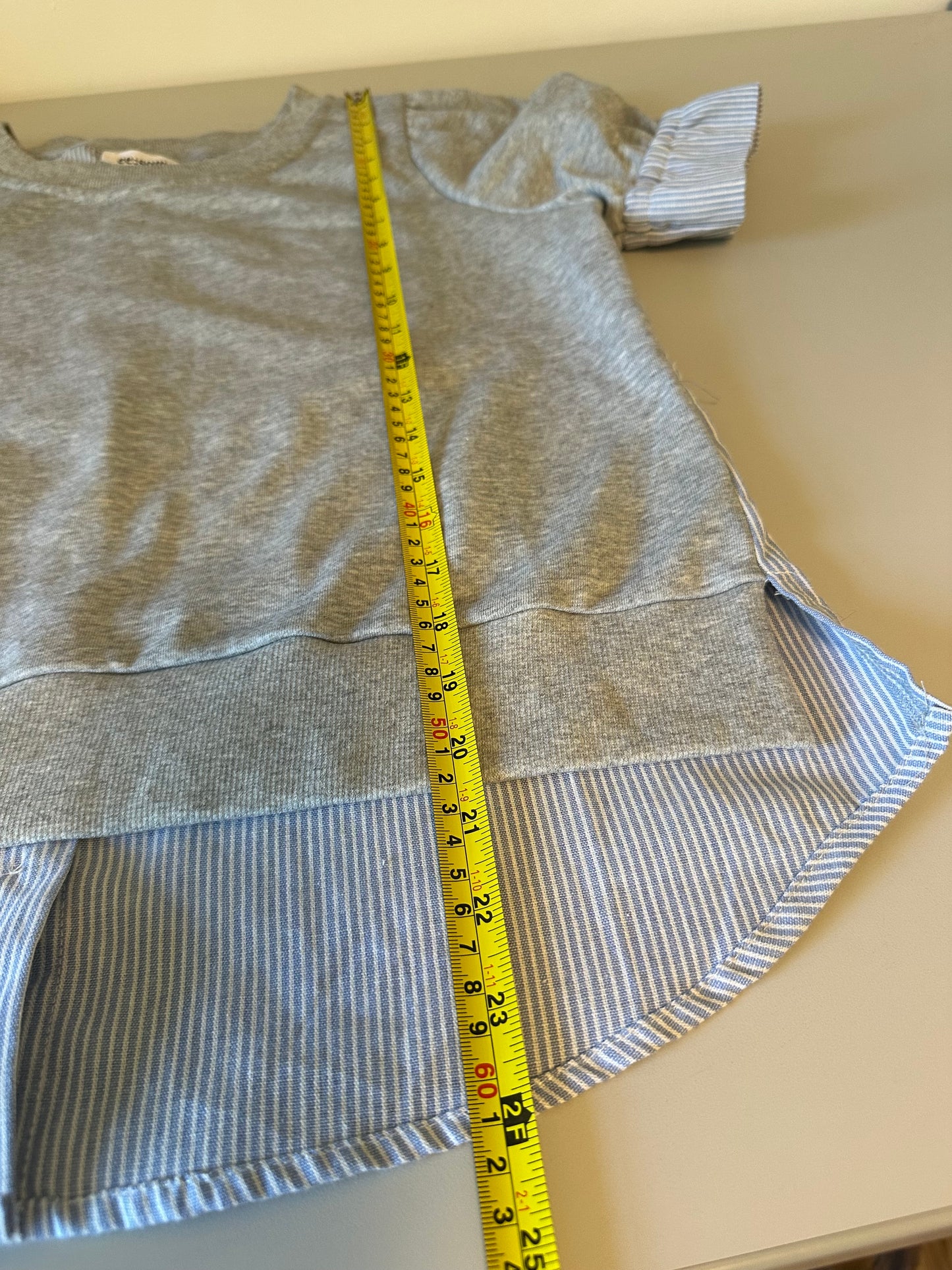ee:some Mixed Media Puff Sleeve Button Back Top in Grey Blue Striped | Size Medium