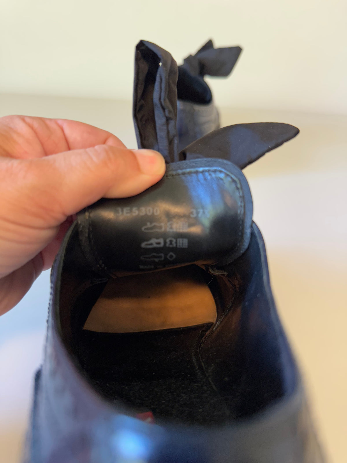 Prada Navy Blue Spazzolato Leather Ribbon Lace Wingtip Brogues | Size 37.5