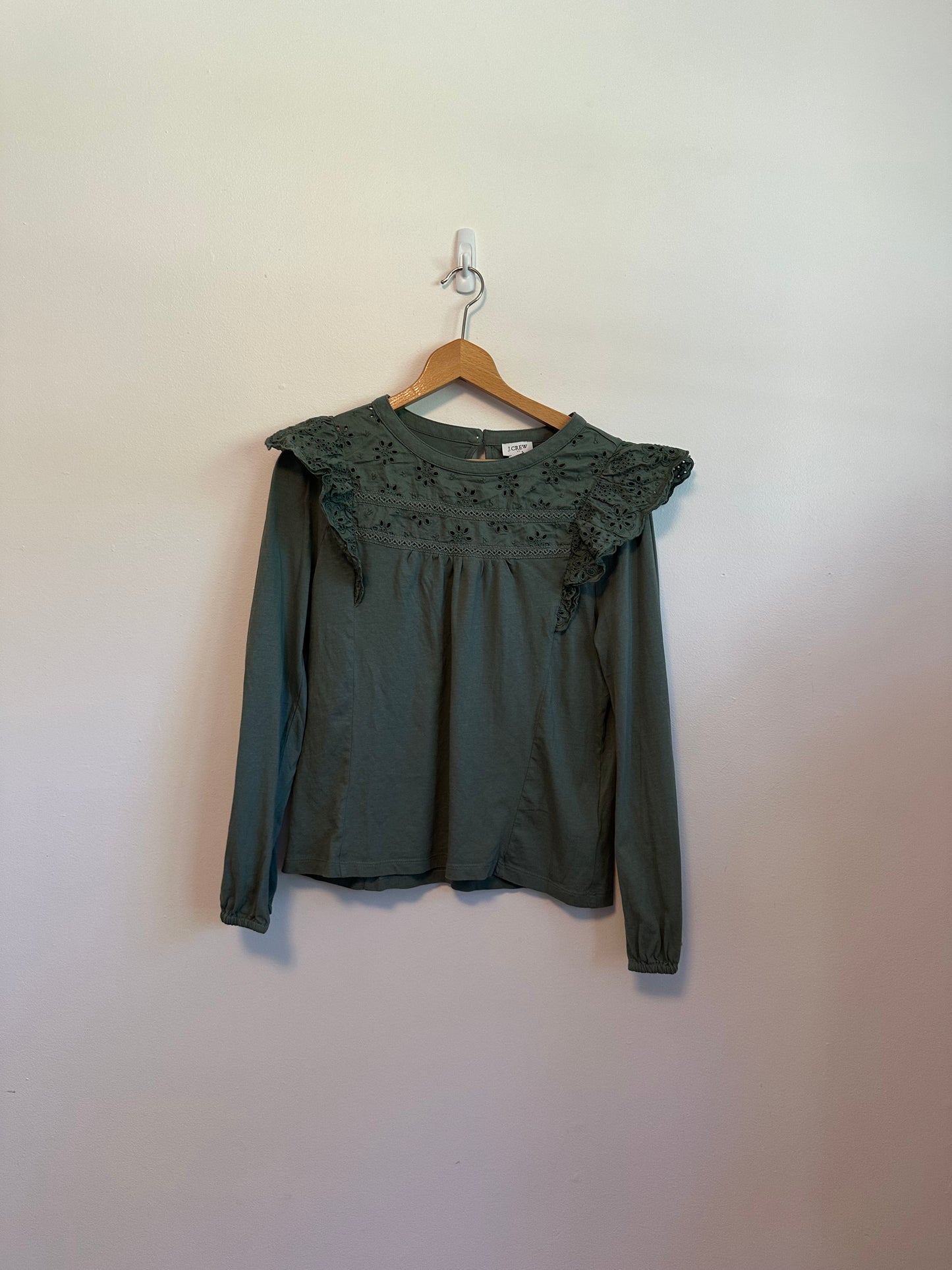 J. Crew Sage Green Eyelet Ruffle Long Sleeve Cotton Top Blouse | Size Medium