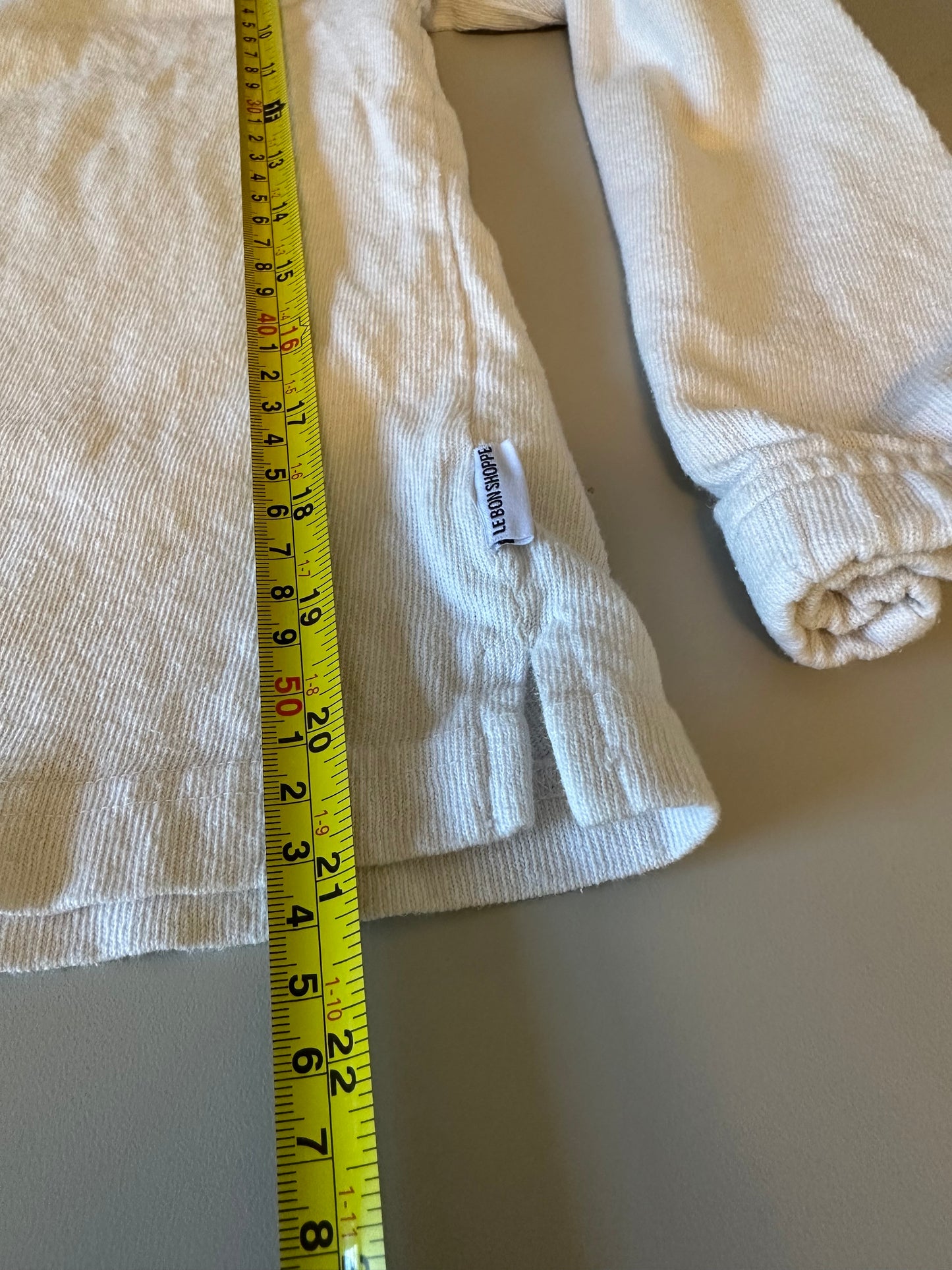 Le Bon Shoppe Long Sleeve White T-Shirt | Size Medium
