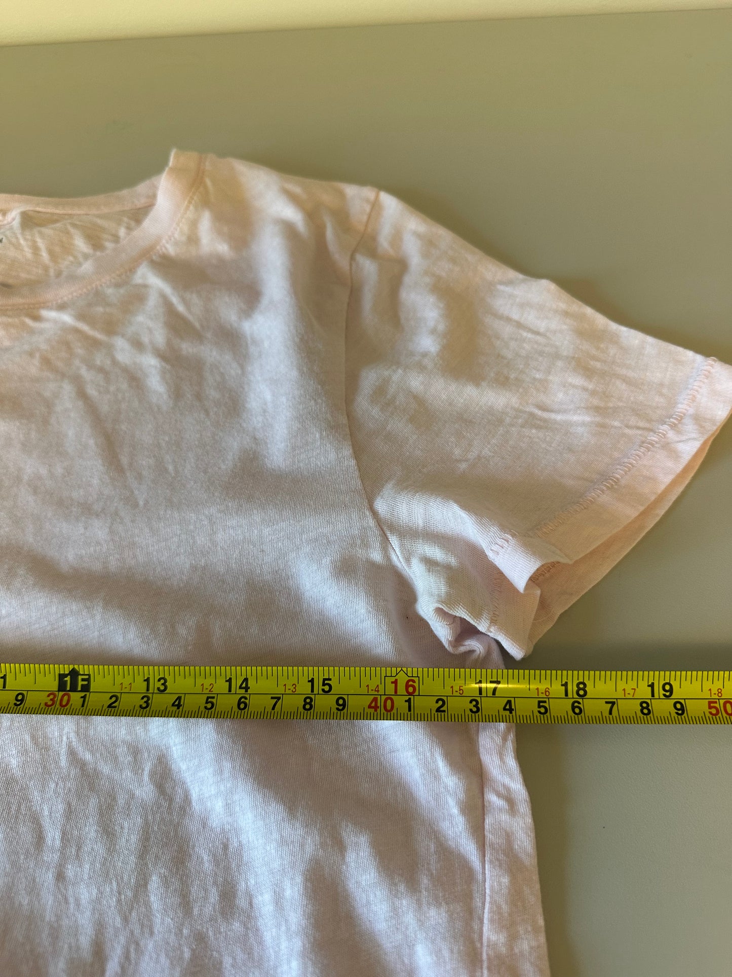 J. Crew Baby Pink Short Sleeve Crewneck T-Shirt | Size Medium