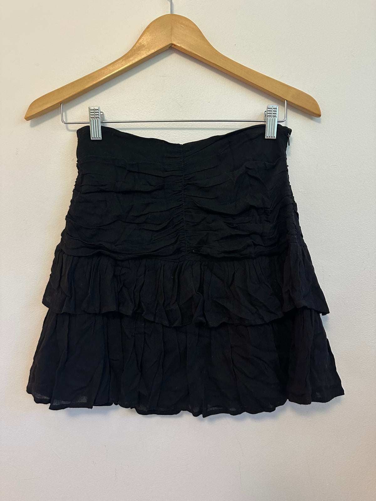 Mainstrip Black Ruched Tiered Ruffle Mini Skirt | Size Small
