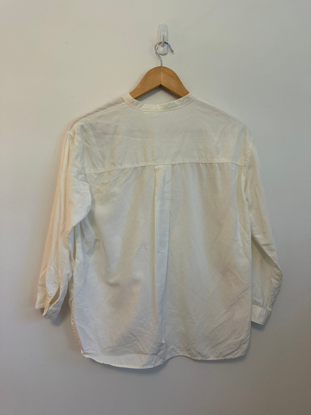 Uniqlo Off White Linen Blend Band Collar Button Up Shirt | Size XS