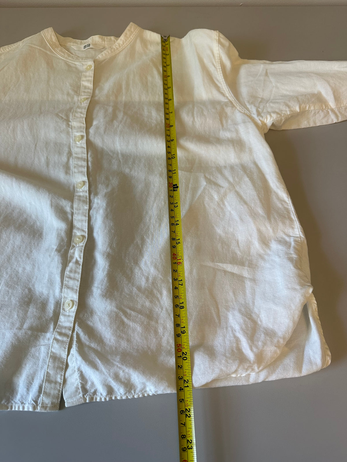 Uniqlo Off White Linen Blend Band Collar Button Up Shirt | Size XS