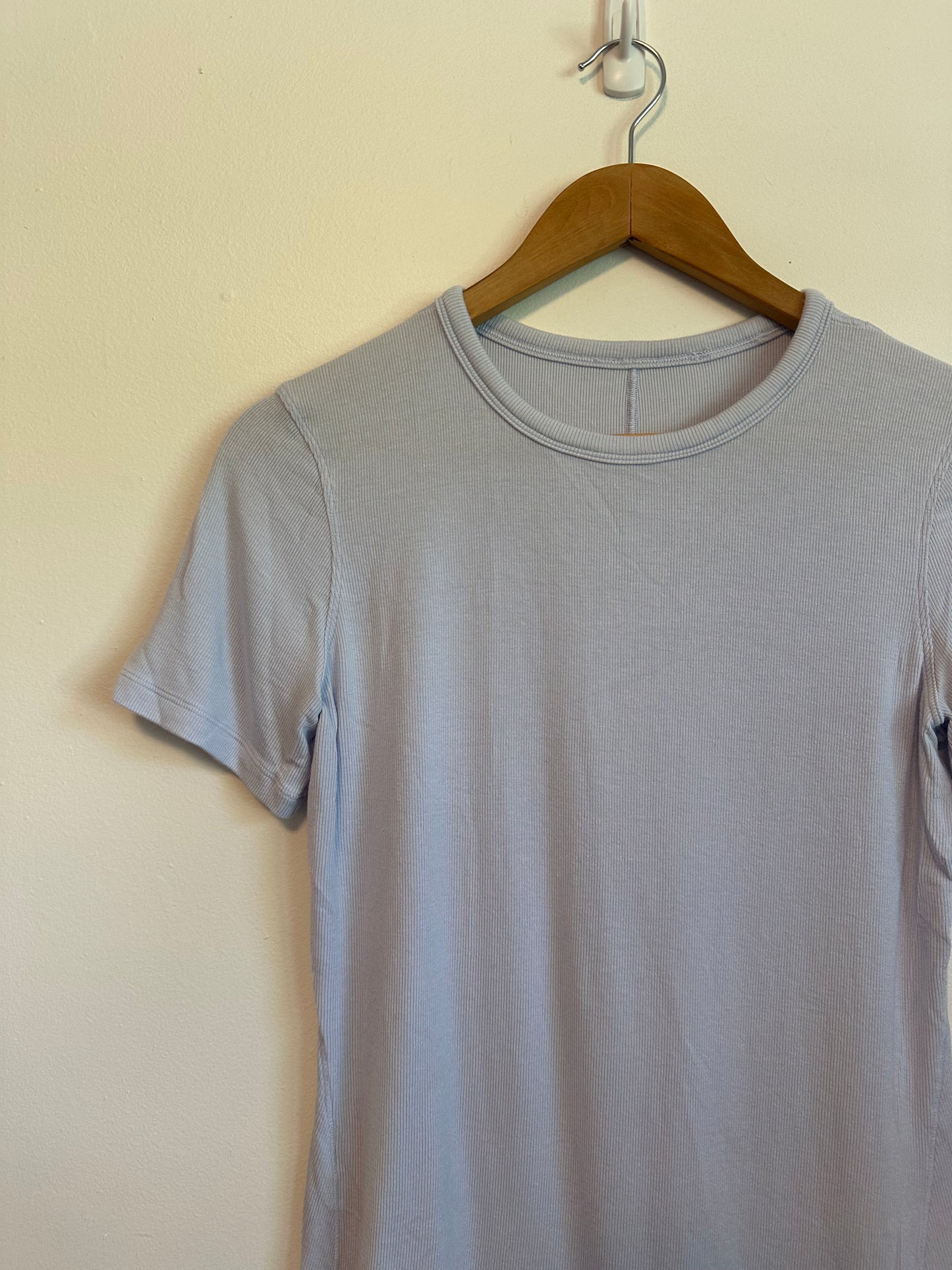 Lululemon Baby Ribbed Short Sleeve T-Shirt in Pale Purple