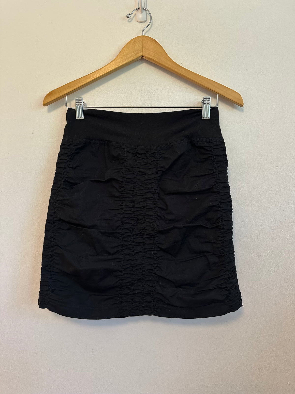 Wearables Black Ruched Cotton Stretch Mini Skirt | Size XS