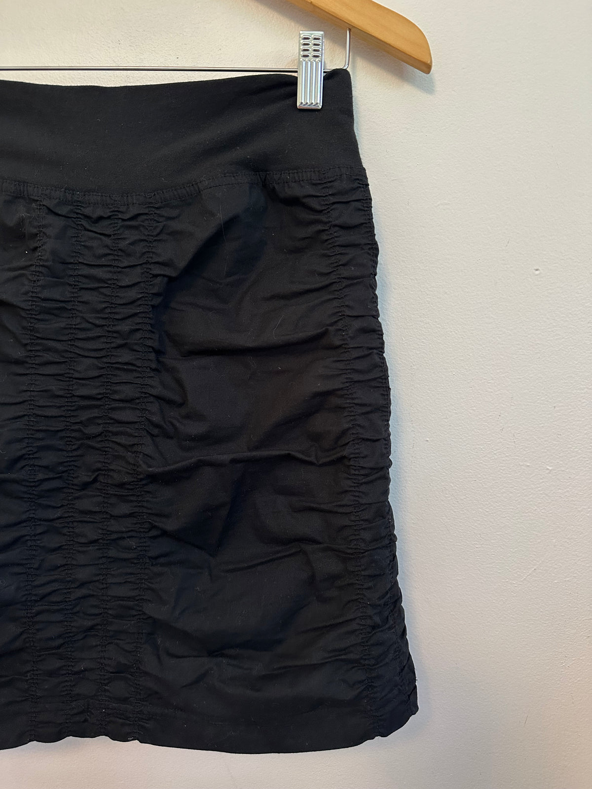 Wearables Black Ruched Cotton Stretch Mini Skirt | Size XS