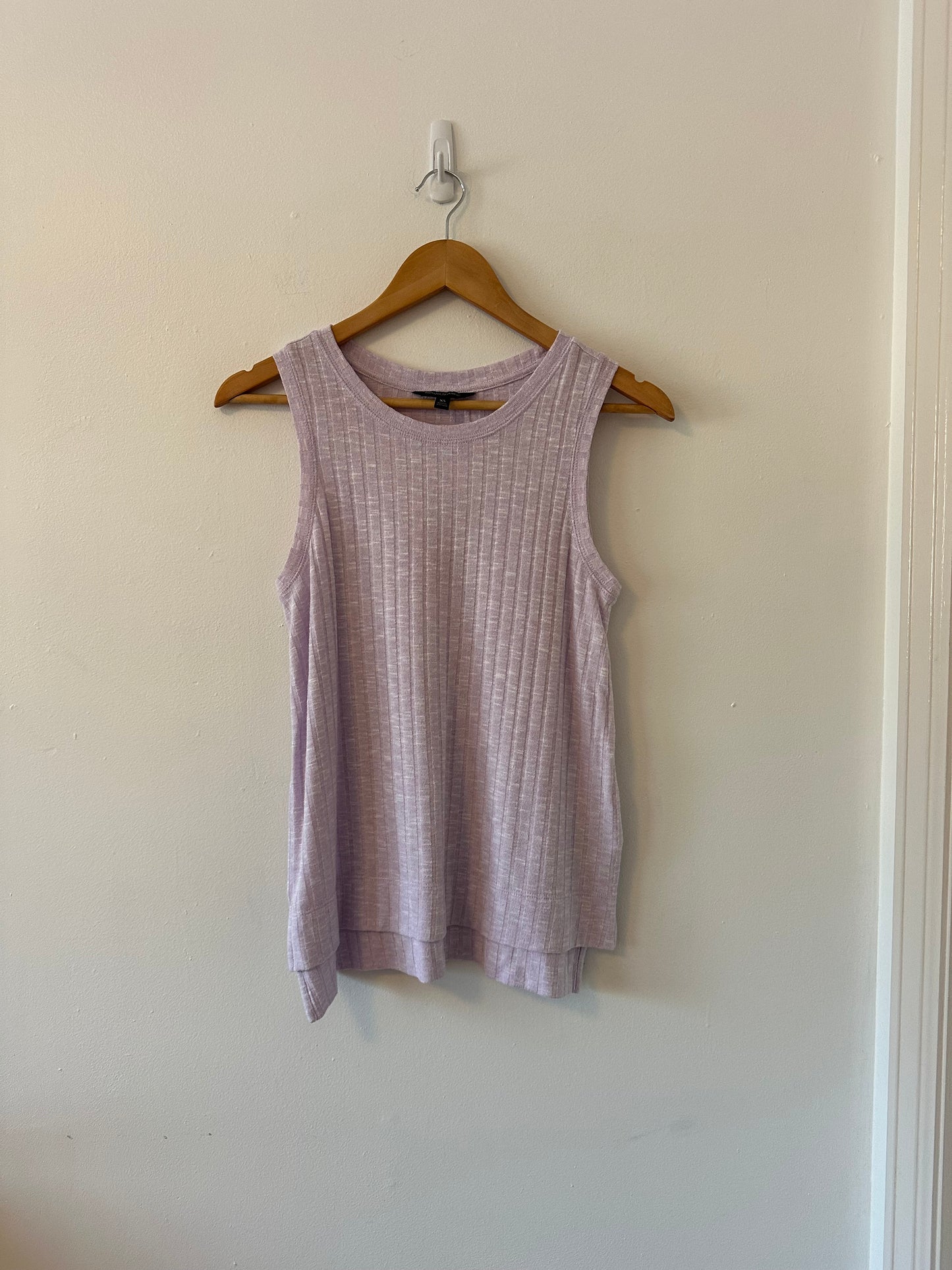Banana Republic Ribbed Sleeveless Knit Tank Top in Lilac | Size XS