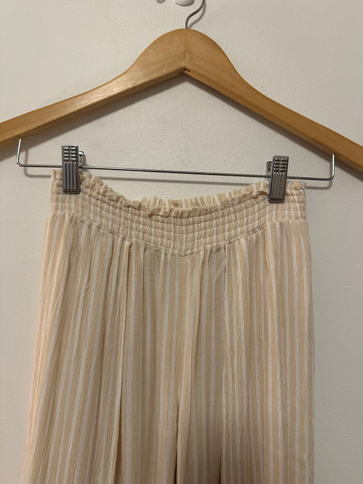 Billabong Striped Wide Leg Slit Pants in Cream and Tan Gauze | Size XS