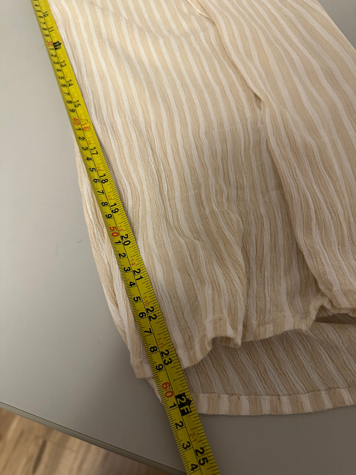 Billabong Striped Wide Leg Slit Pants in Cream and Tan Gauze | Size XS