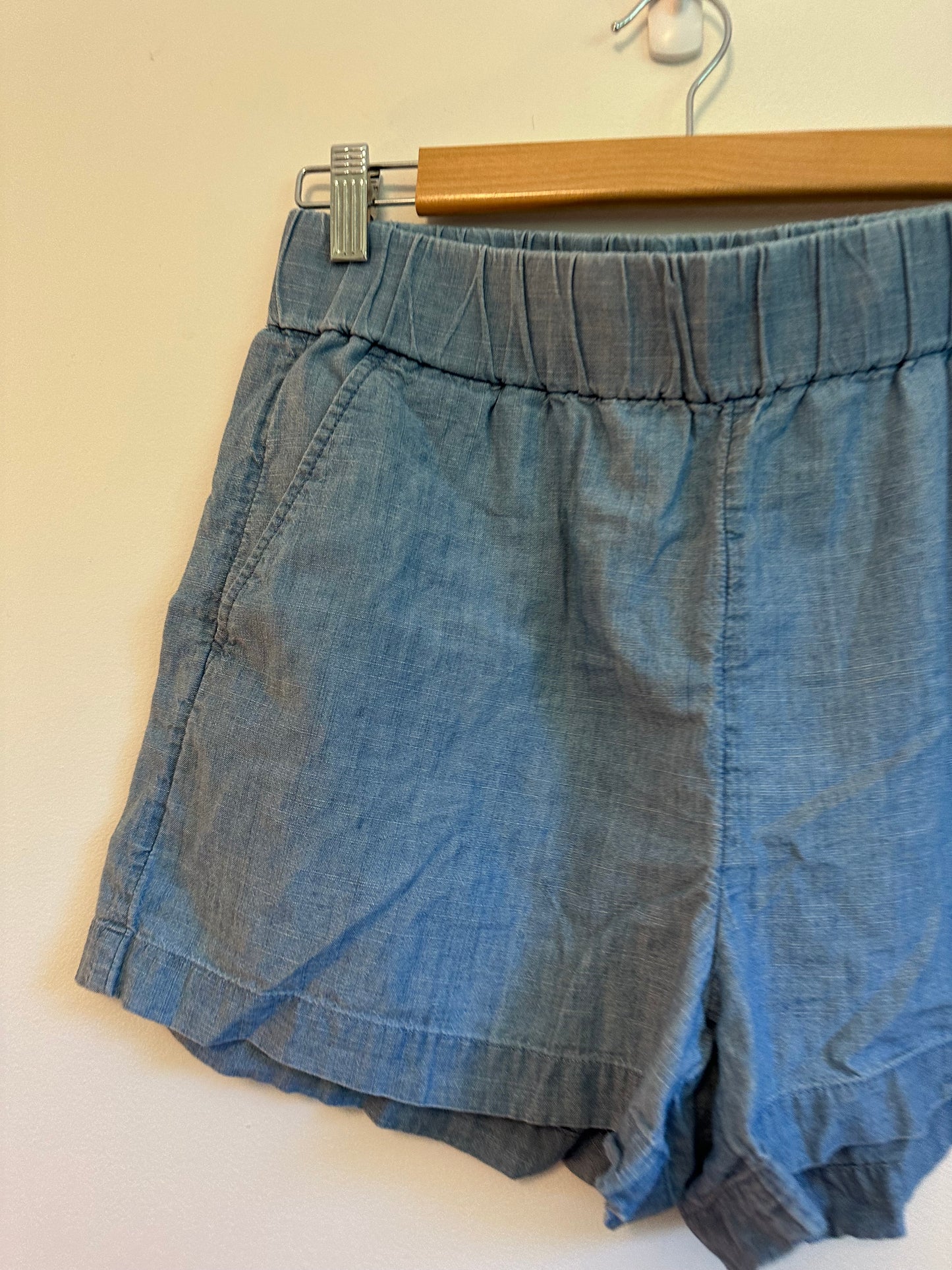J. Crew Blue Chambray Cotton Elastic Waist Pull On Shorts | Size Small