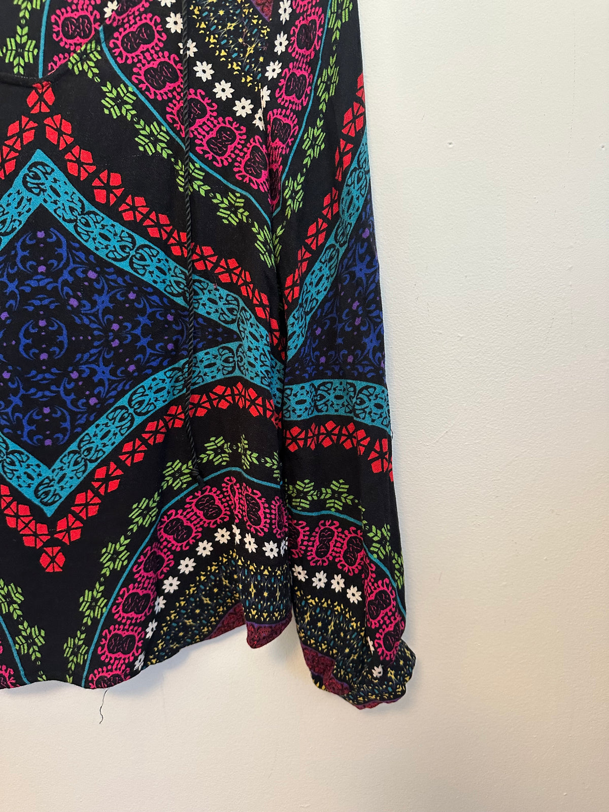 Ella Moss Boho Geometric Floral V-Neck Multicolor Blouse | Size XS