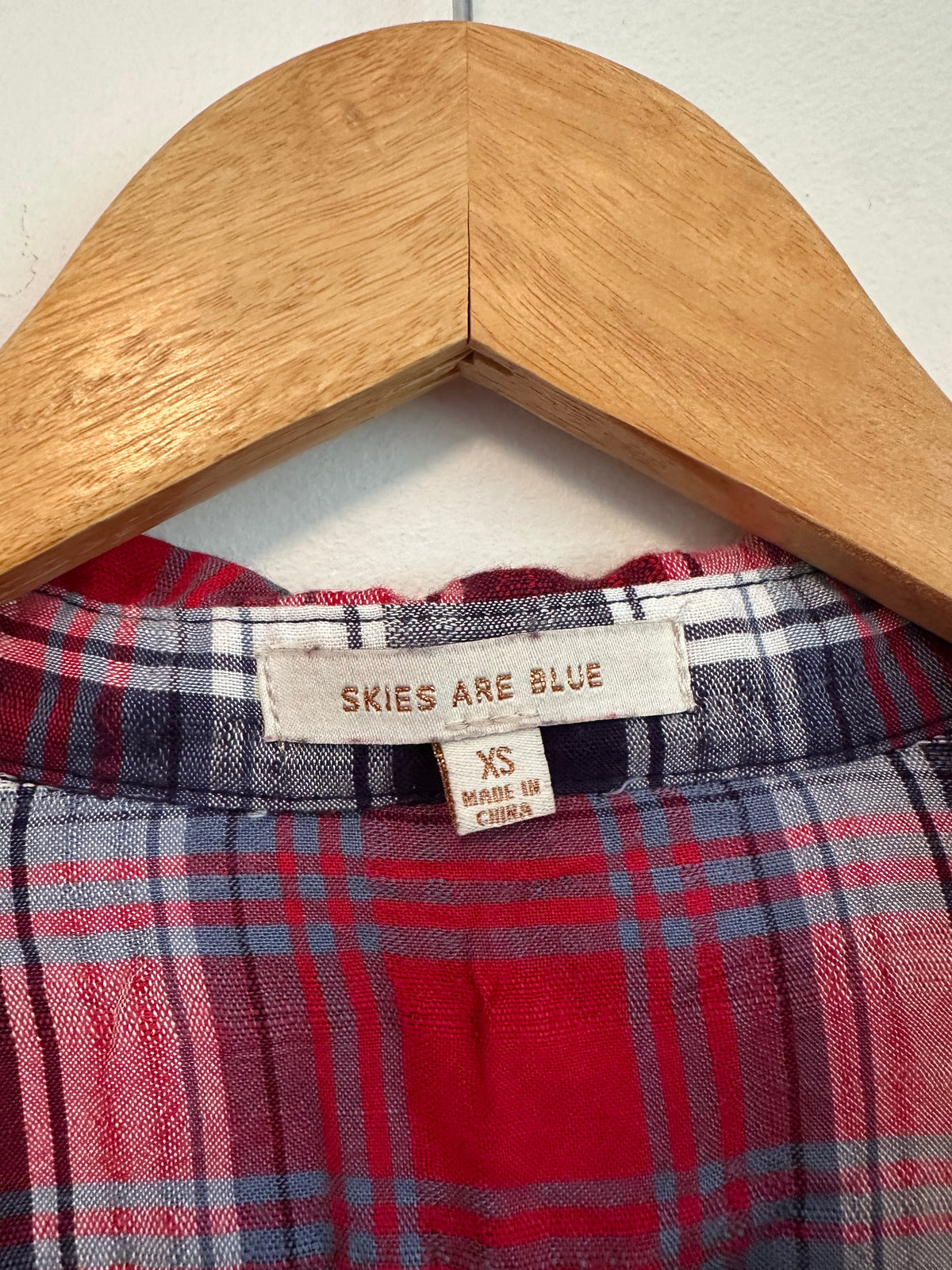 Skies Are Blue Red and Navy Blue Plaid Rayon Button Down Shirt | Size XS
