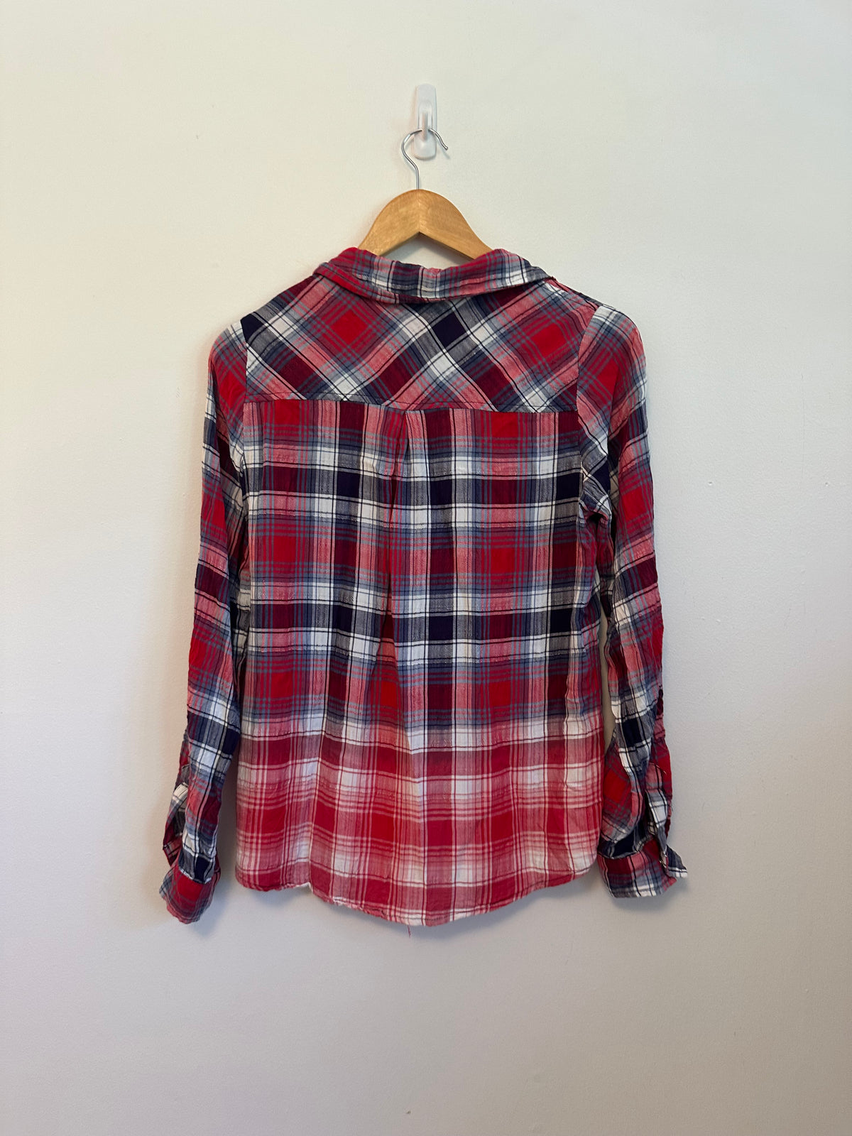 Skies Are Blue Red and Navy Blue Plaid Rayon Button Down Shirt | Size XS