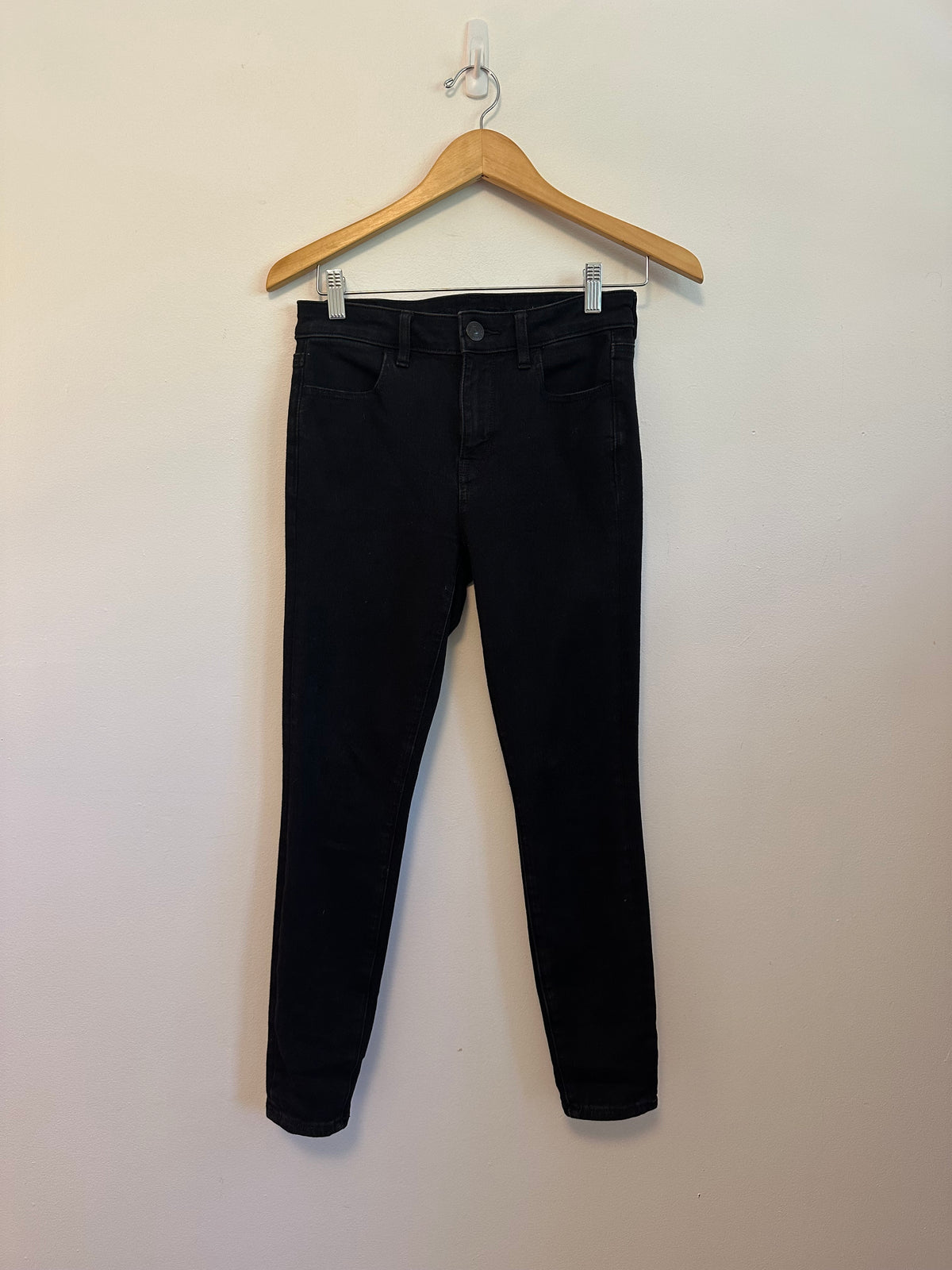American Eagle Outfitters Black High Rise Skinny Jeans | Size 4 Short