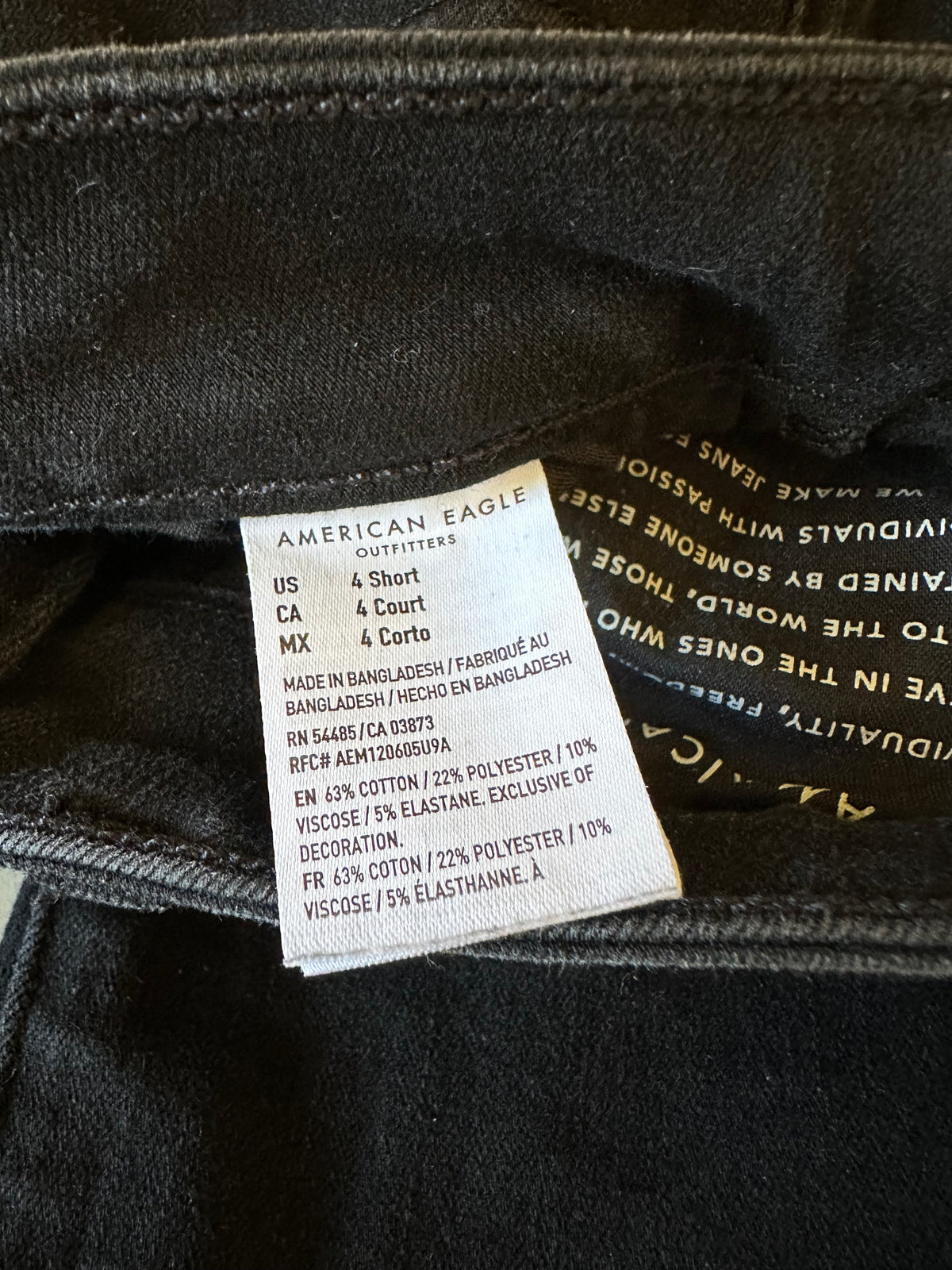 American Eagle Outfitters Black High Rise Skinny Jeans | Size 4 Short