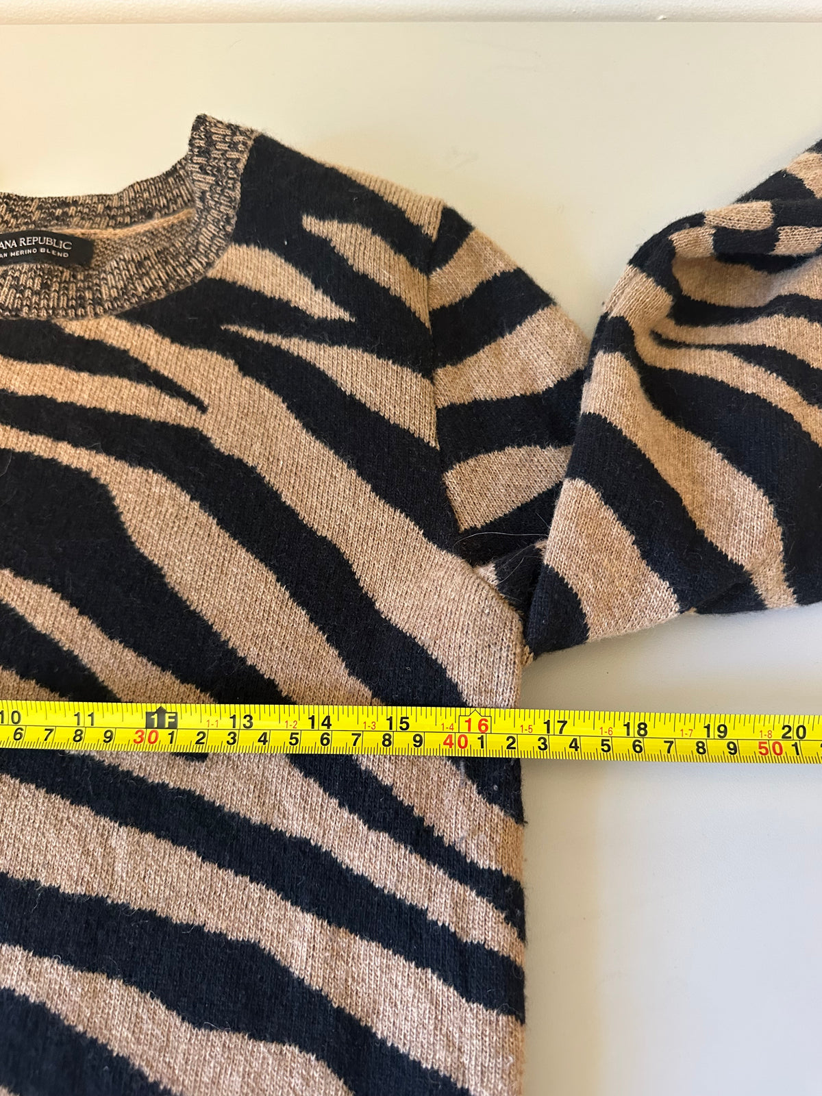 Banana Republic Italian Merino Blend Zebra Print Sweater in Tan and Black | Size Small