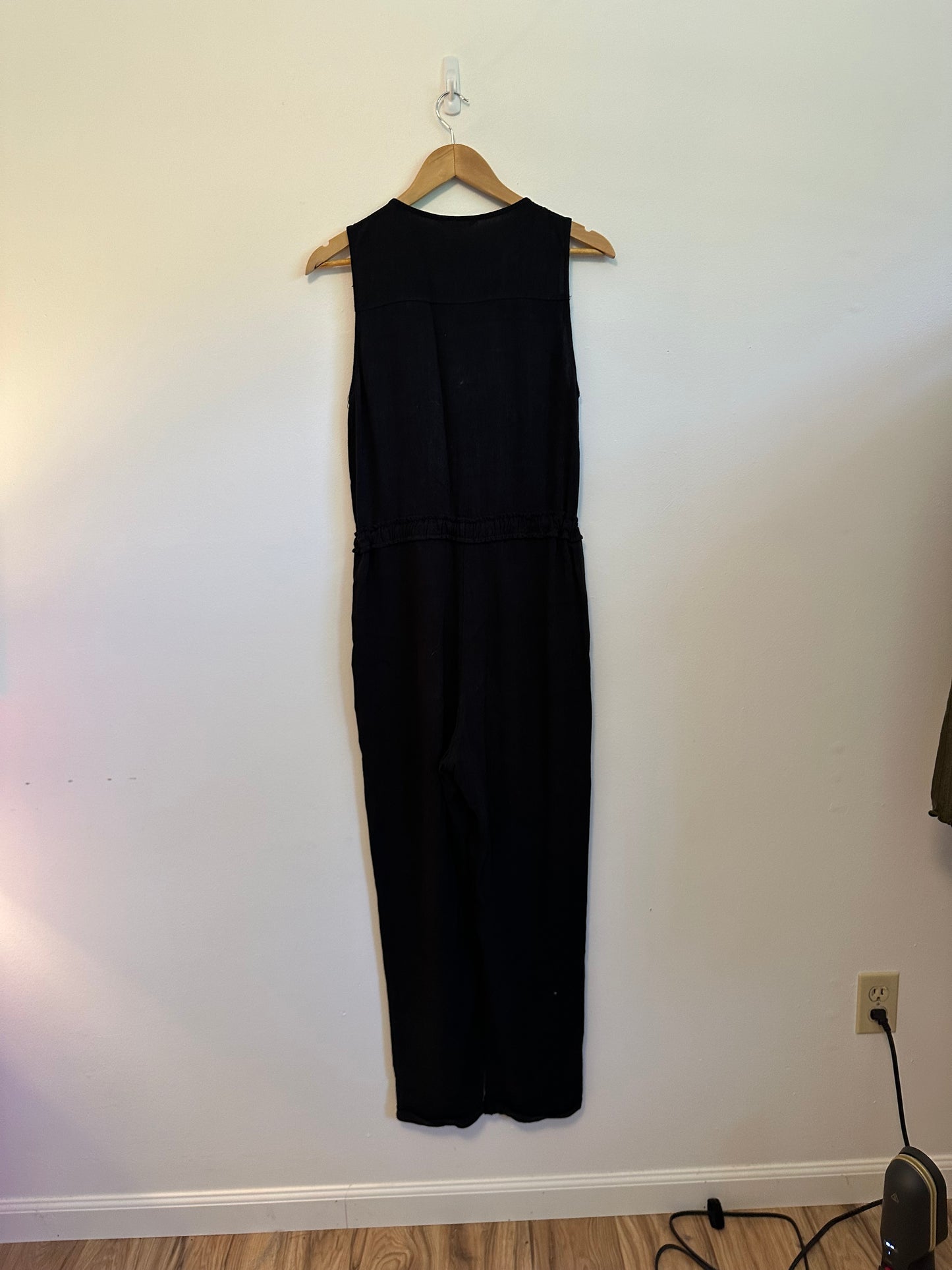 Splendid Black Viscose and Linen Blend Button Front Sleeveless Jumpsuit | XS