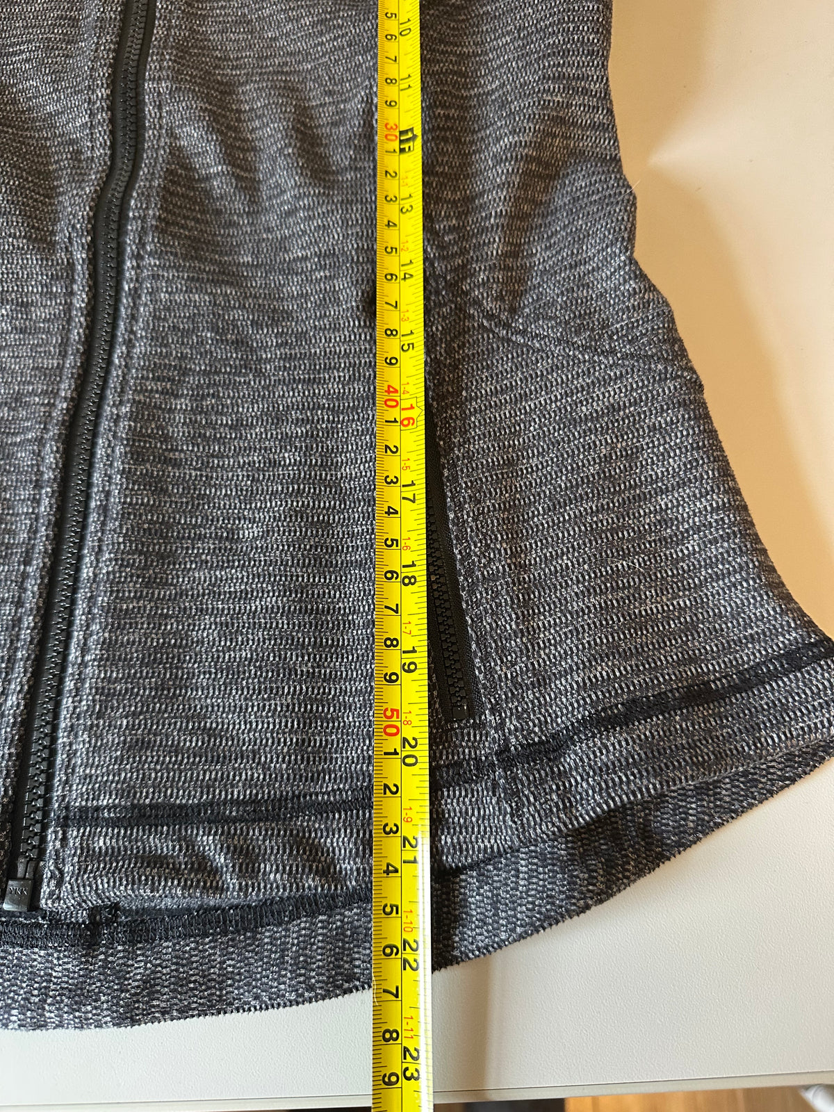 Lululemon Define Full Zip Jacket in Charcoal Grey Space Dye