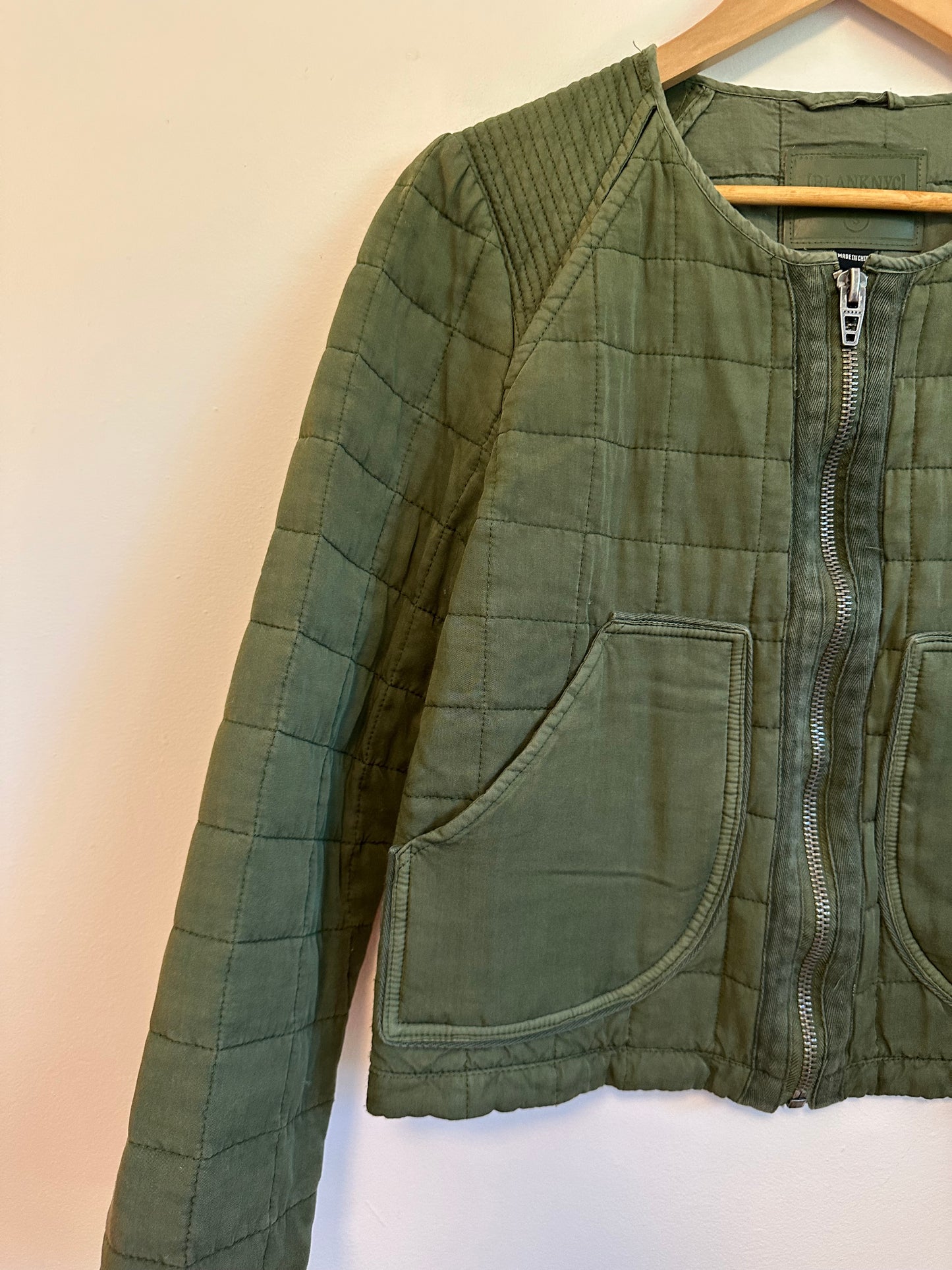 BlankNYC Happy Camper Olive Green Quilted Cropped Zip Up Bomber Jacket | Size Small