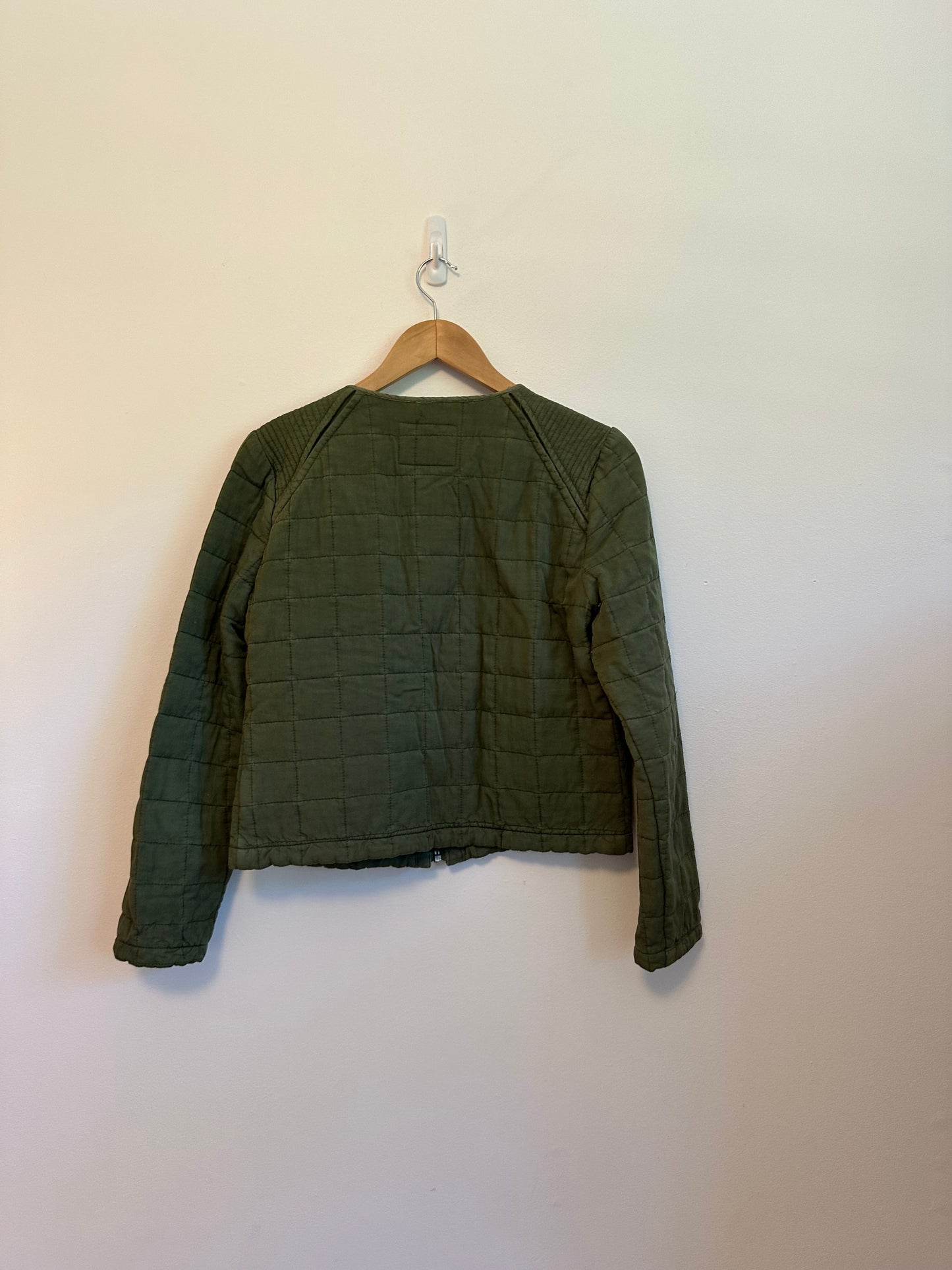 BlankNYC Happy Camper Olive Green Quilted Cropped Zip Up Bomber Jacket | Size Small