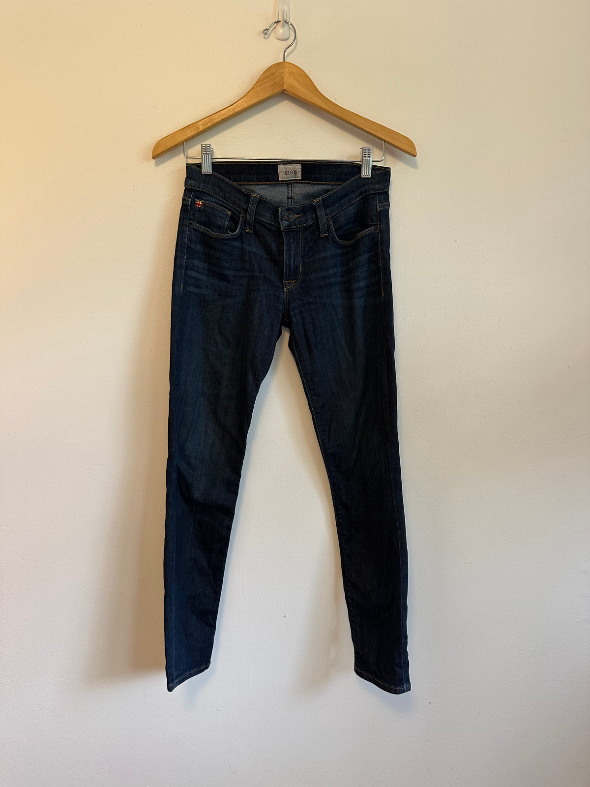 Hudson Skinny Jeans in Dark Wash Indigo | Size 26