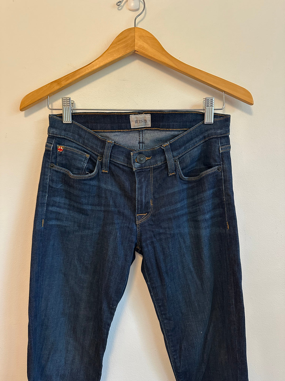 Hudson Skinny Jeans in Dark Wash Indigo | Size 26