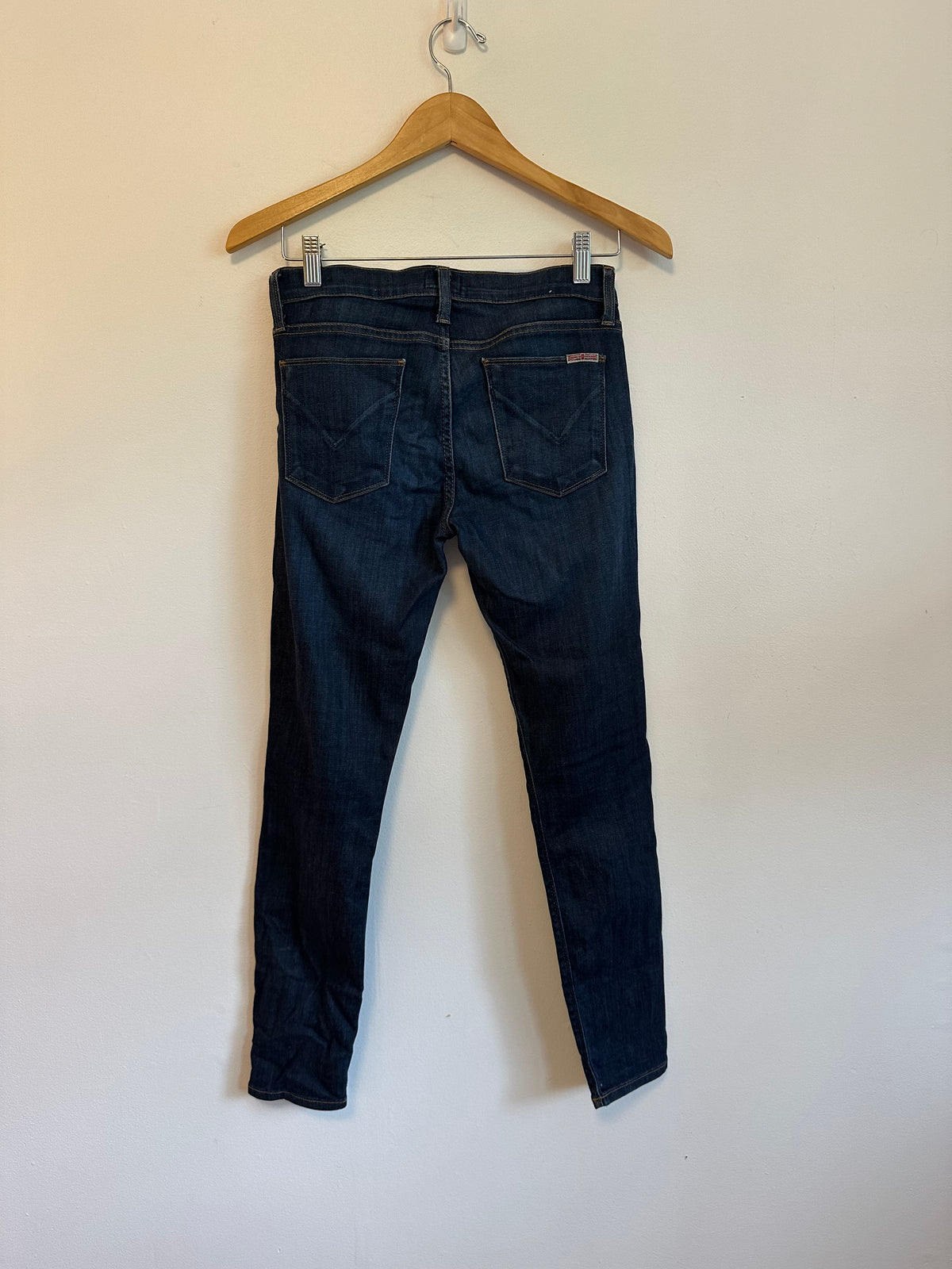 Hudson Skinny Jeans in Dark Wash Indigo | Size 26