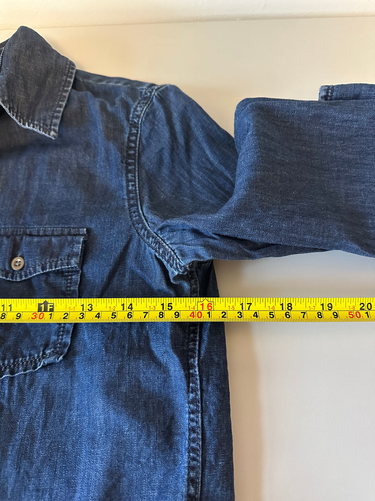 Banana Republic Soft Wash Denim Button Down Shirt in Dark Blue | Size XS