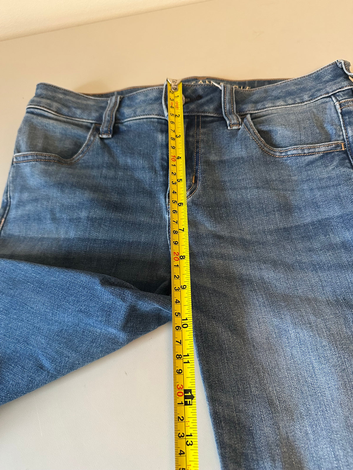 American Eagle Next Level Stretch Skinny Jeans in Blue Denim | Size 4 Short