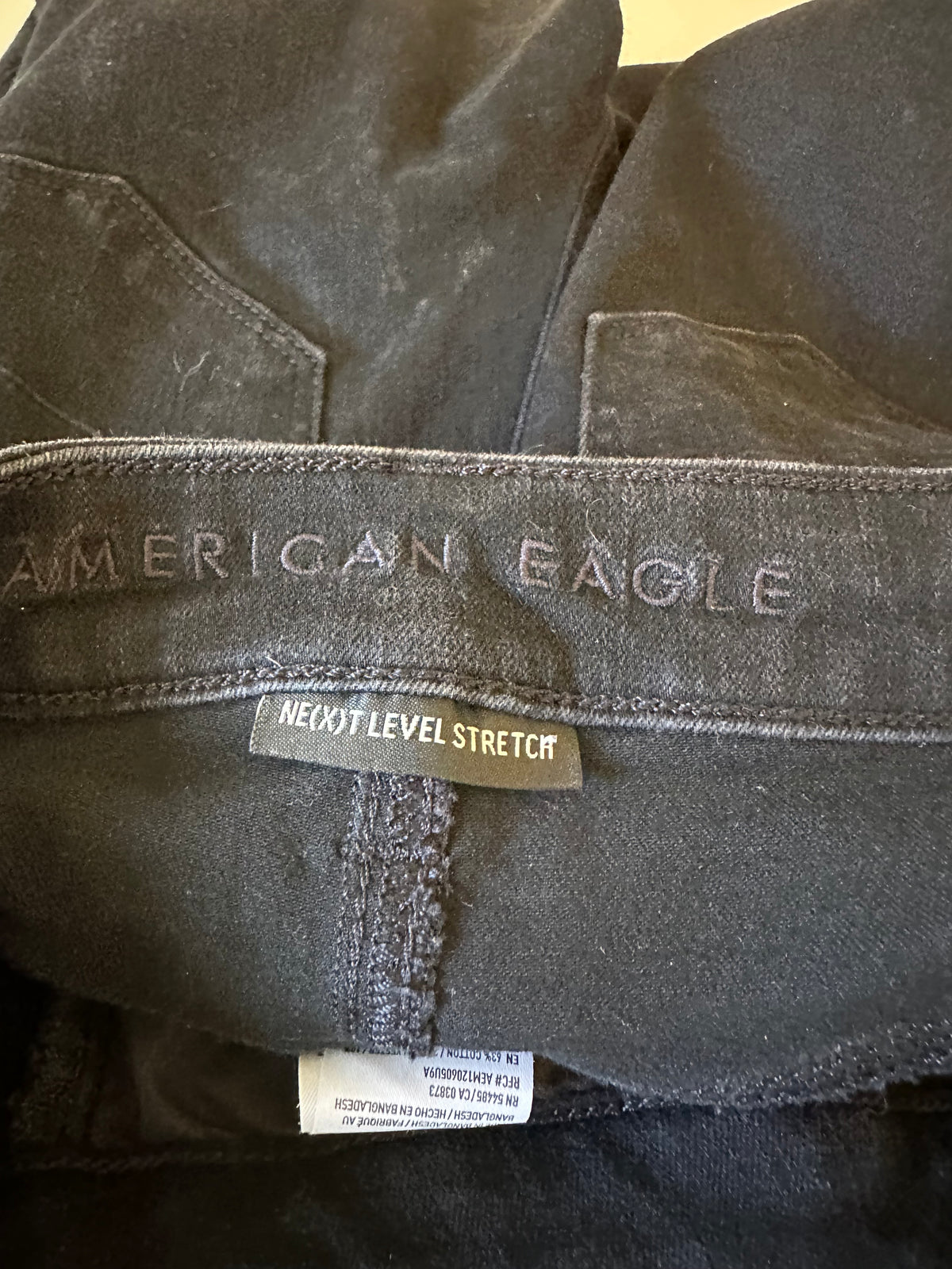 American Eagle Next Level Stretch Skinny Jeans in Black | Size 4 Short