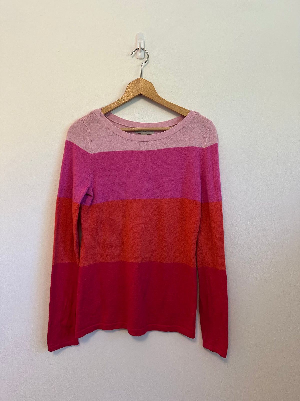 Banana Republic Pink and Red Colorblock Crewneck Knit Sweater | Size Small