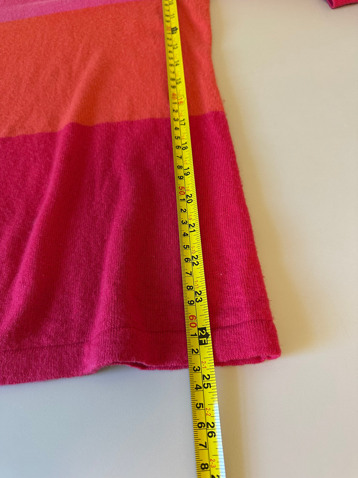 Banana Republic Pink and Red Colorblock Crewneck Knit Sweater | Size Small